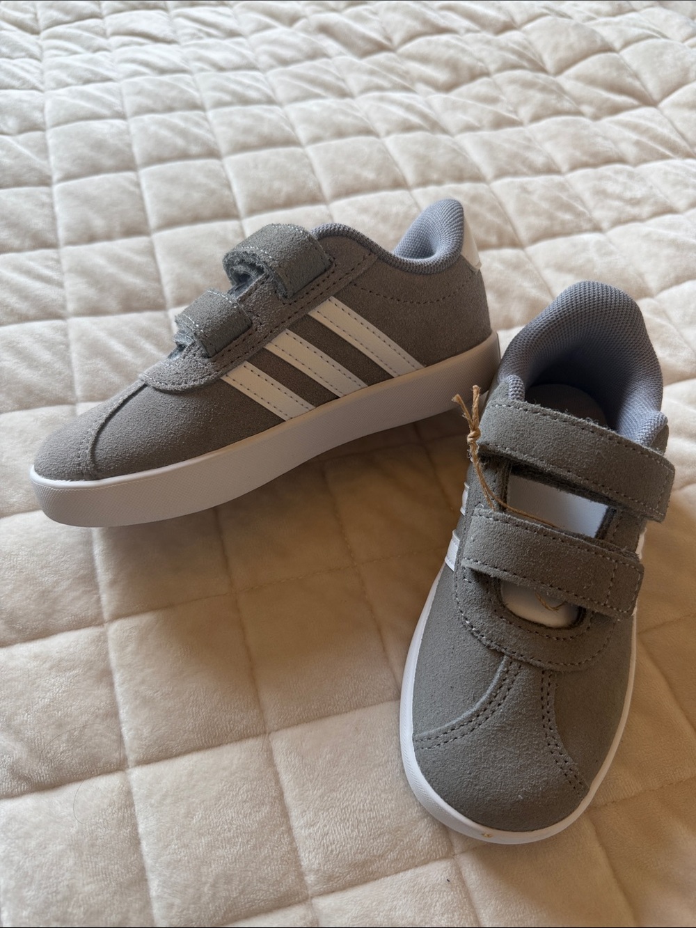 NEW Adidas Little Kids Sz. 10 Gray Suede Velcro Sneakers with White Stripes